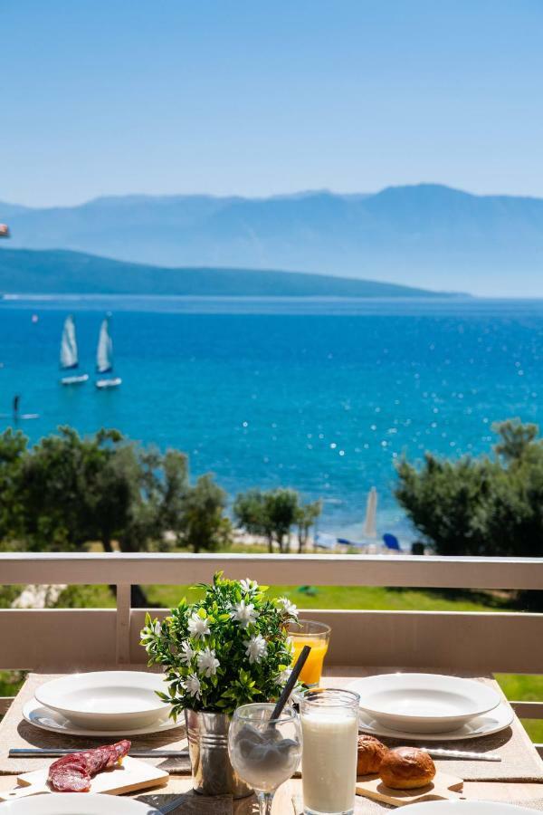 Ifi Sea House Apartment Никиана Екстериор снимка
